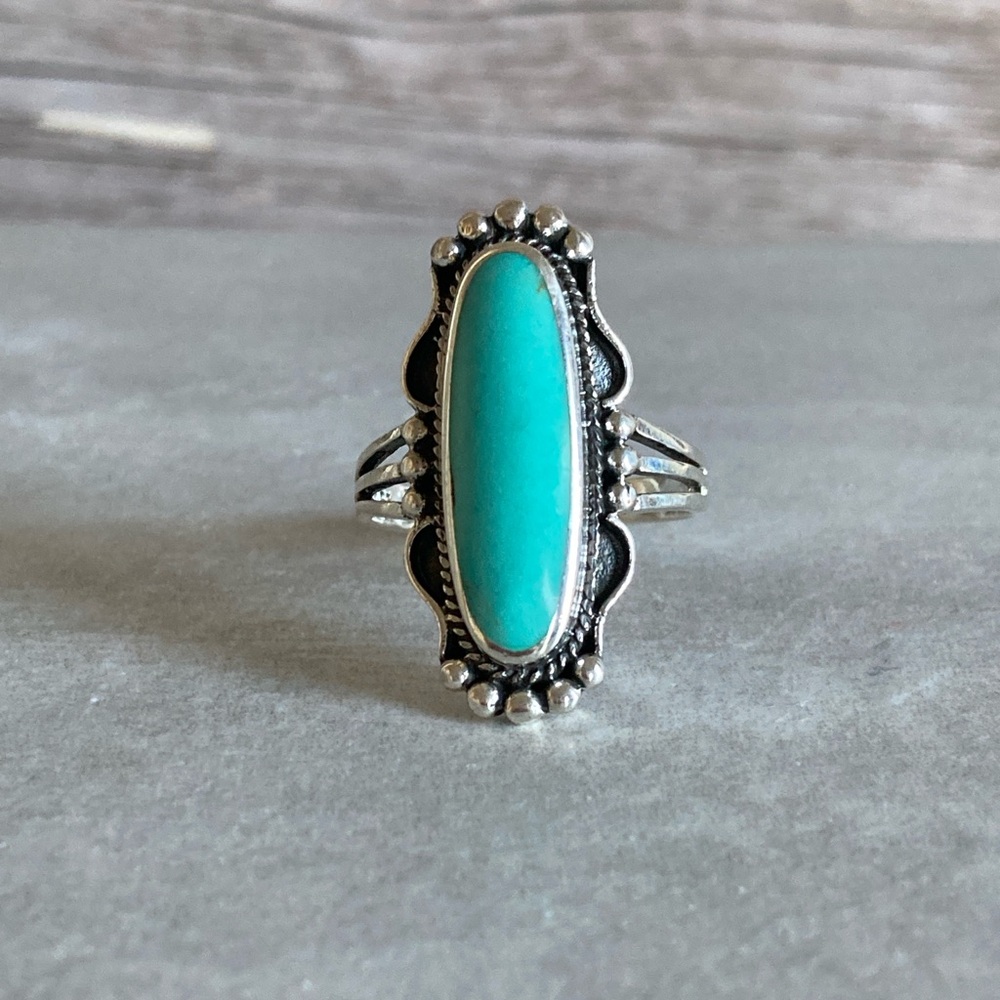 925 Sterling Silver Oval Ring with Turquoise! Sizes 6, 7, 8, 9 NEW! - Picture 3 of 6